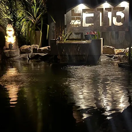 Dom wakacyjny Magnifique Domaine Avec Piscine Montréal